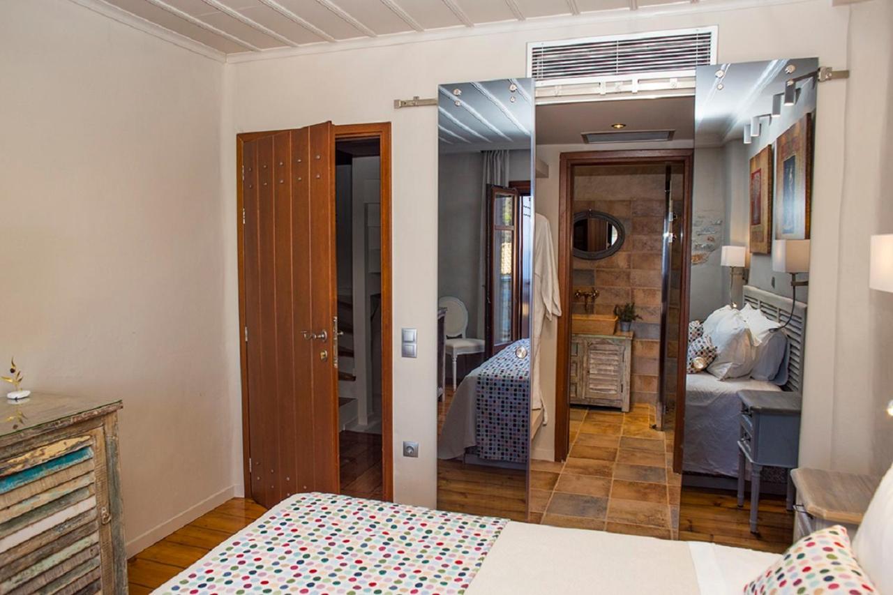 Limeni Inn Boutique Hotel Adults Only 12Plus Exterior foto